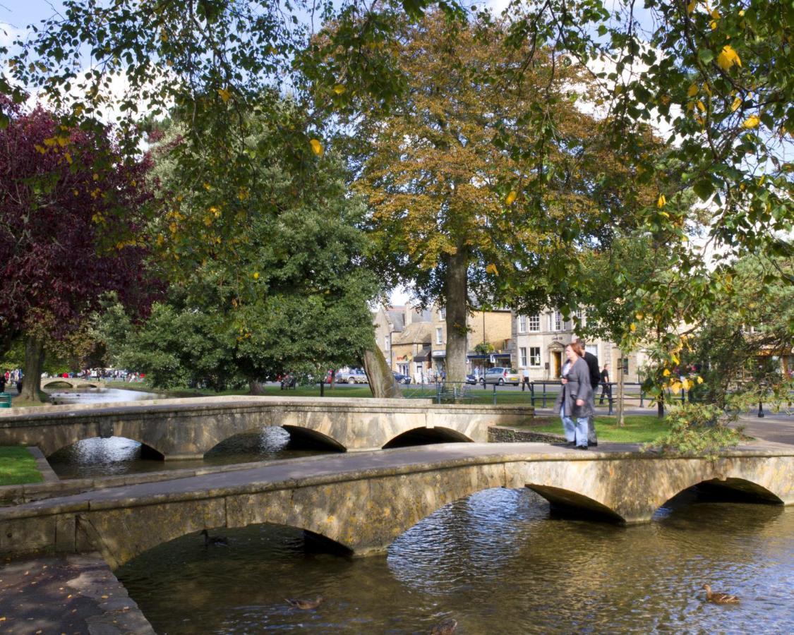 Corinium Lodge - Town Centre Apartment サイレンセスター エクステリア 写真